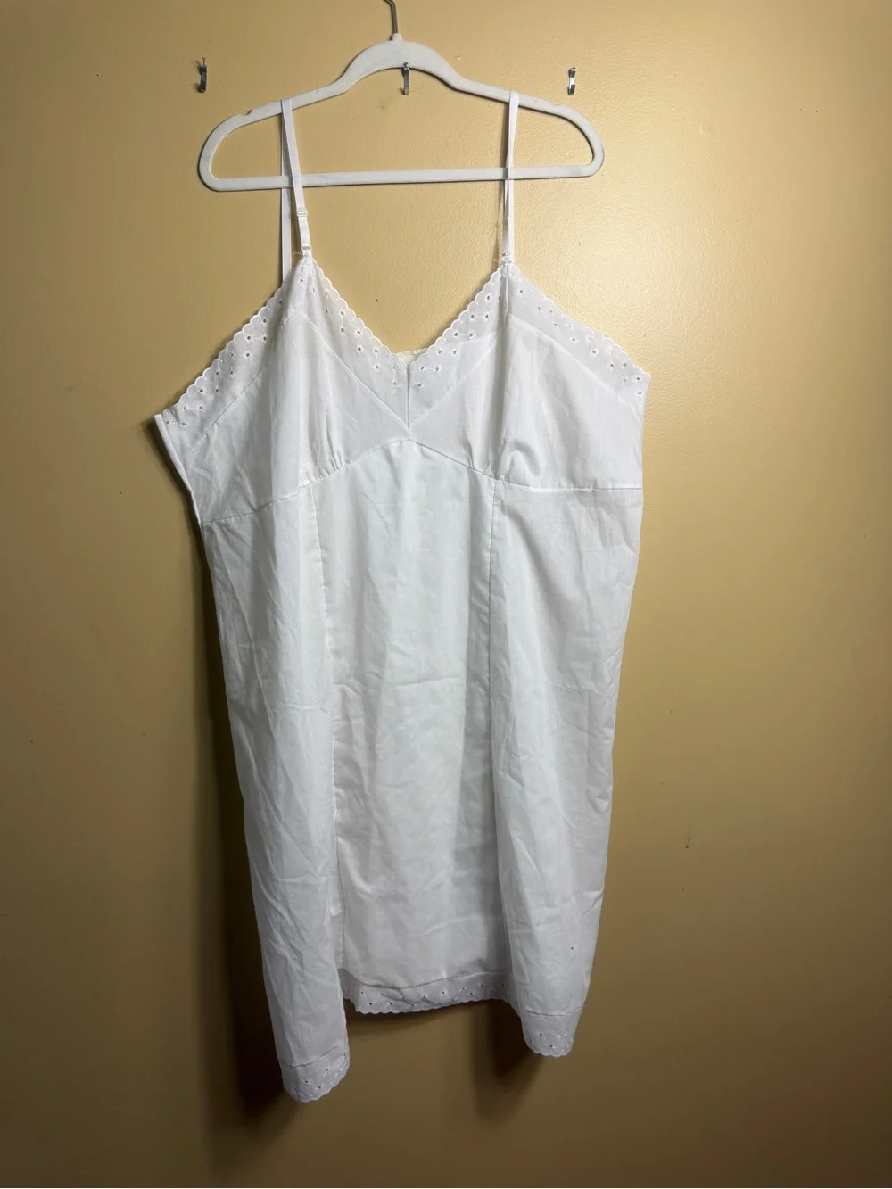 Vintage cotton blend slip. 50. 22–24. 3X. White - Picture 3 of 8